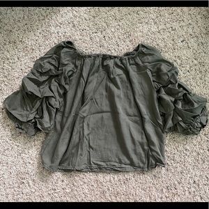 AMERICAN EAGLE off the shoulder blouse